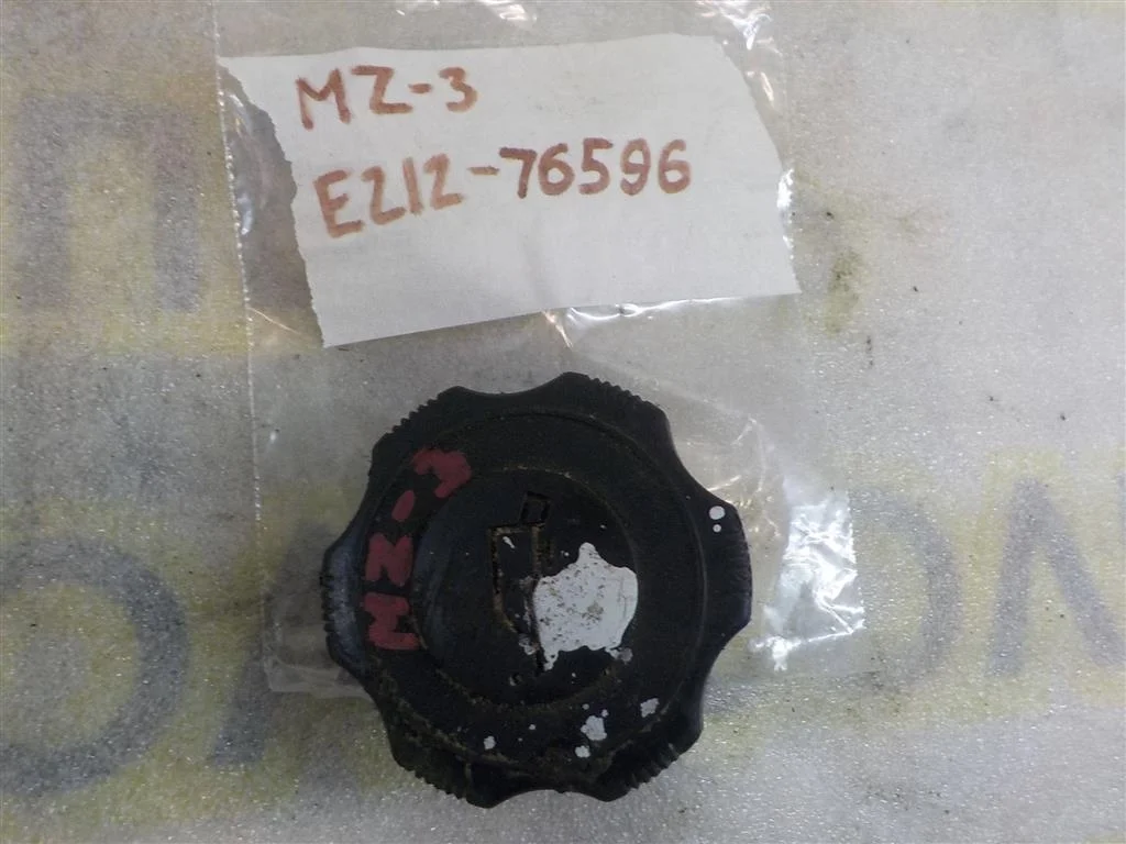 Крышка маслозаливной горловины Mazda Mazda 3 (BK) 2002-2008