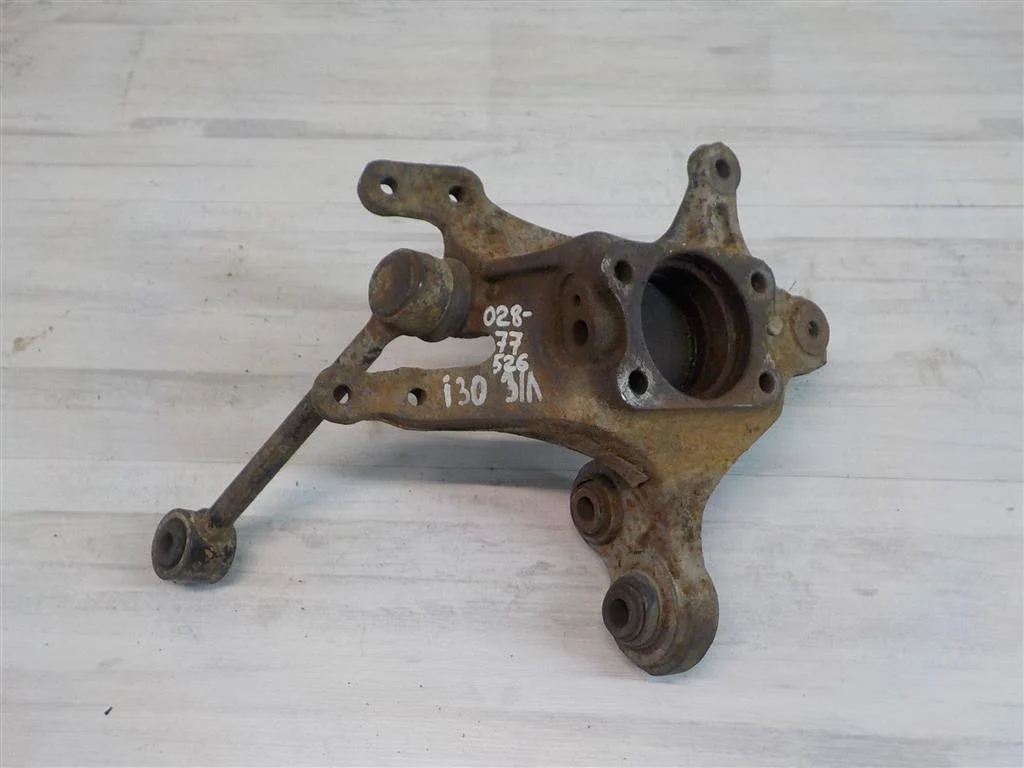 Кулак поворотный задний левый Hyundai i30 (FD) 2007-2012