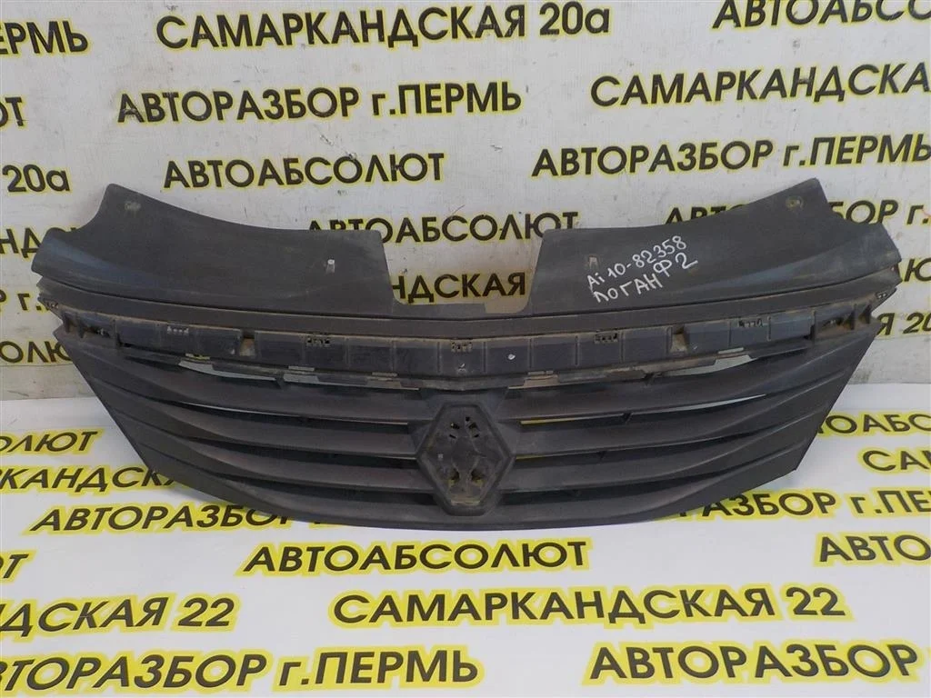 Решетка радиатора Renault Logan I 2005-2014