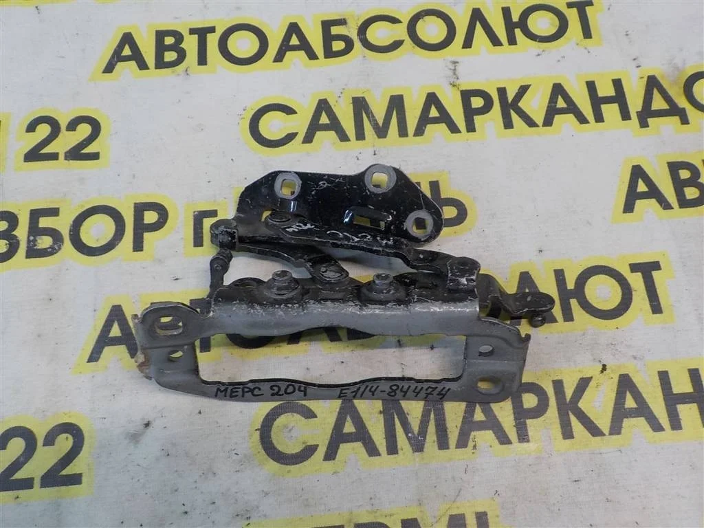 Петля капота левая Mercedes-Benz C-класс W204/S204 (2006—2011)