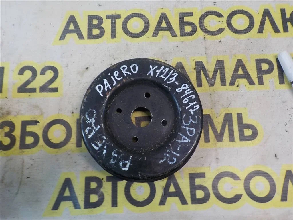 Шкив водяного насоса (помпы) Mitsubishi Pajero III 1999-2006
