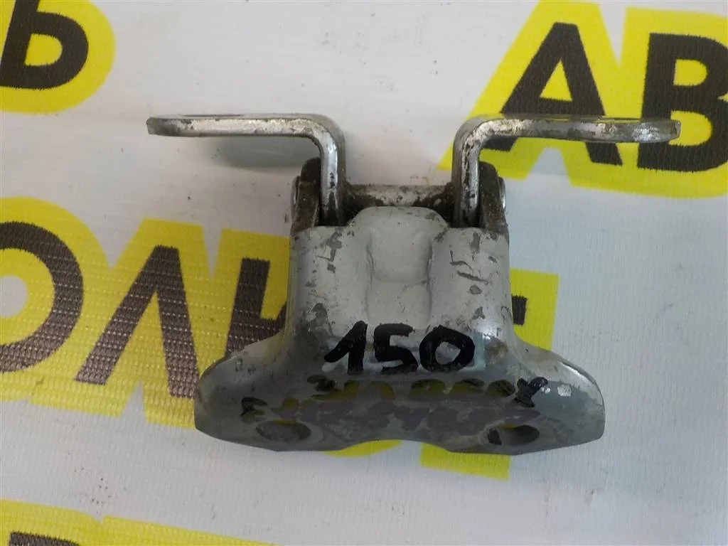 Петля двери задней левой верхняя Toyota Corolla (E150) 2006-2013