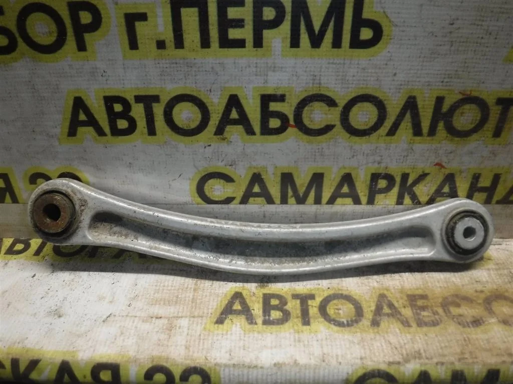 Рычаг задний верхний левый Volkswagen Touareg I (2002—2006)