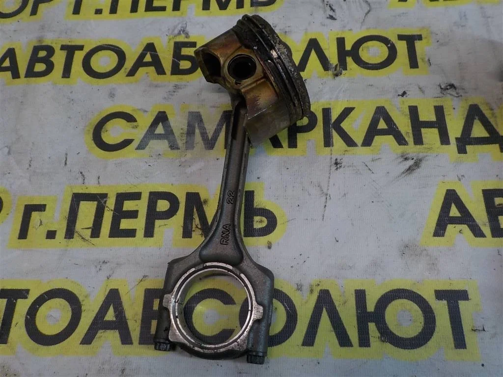 Поршень с шатуном Honda Civic 4D VIII 2006-2012