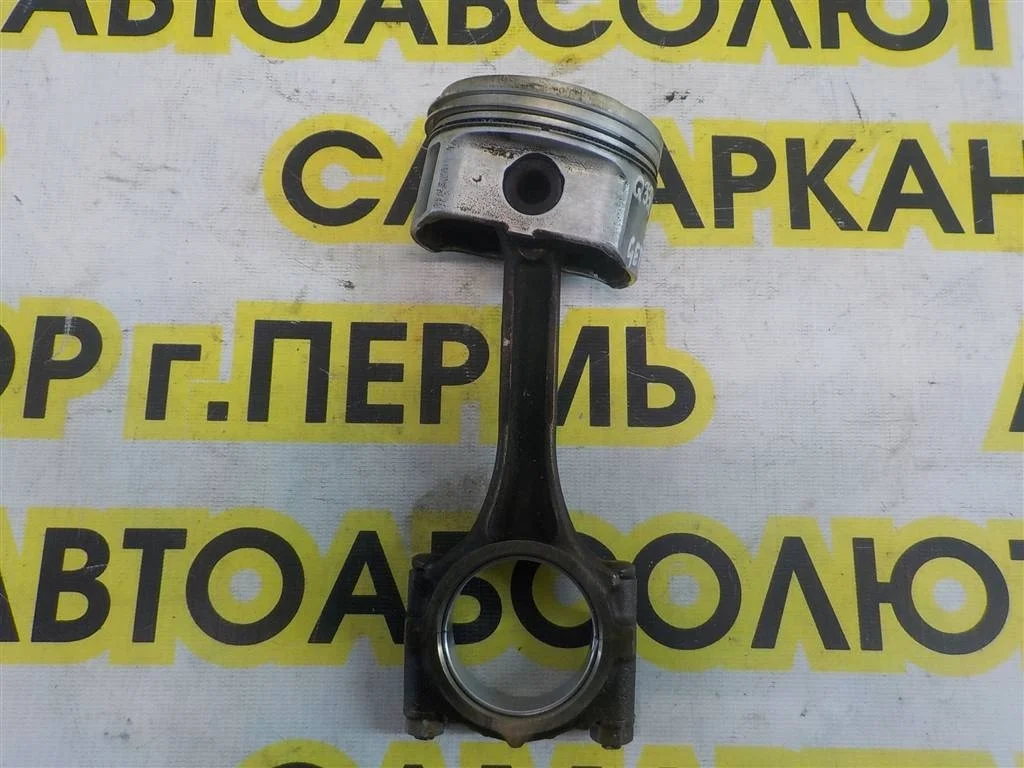 Поршень с шатуном Hyundai Getz 2002-2011