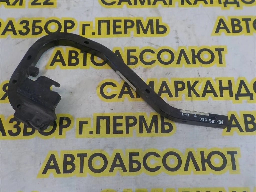 Петля крышки багажника Mitsubishi Lancer 9 (CS) 2003-2006