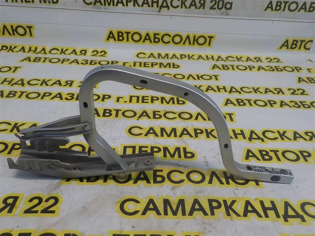 Петля крышки багажника Toyota Camry XV40 2006-2011