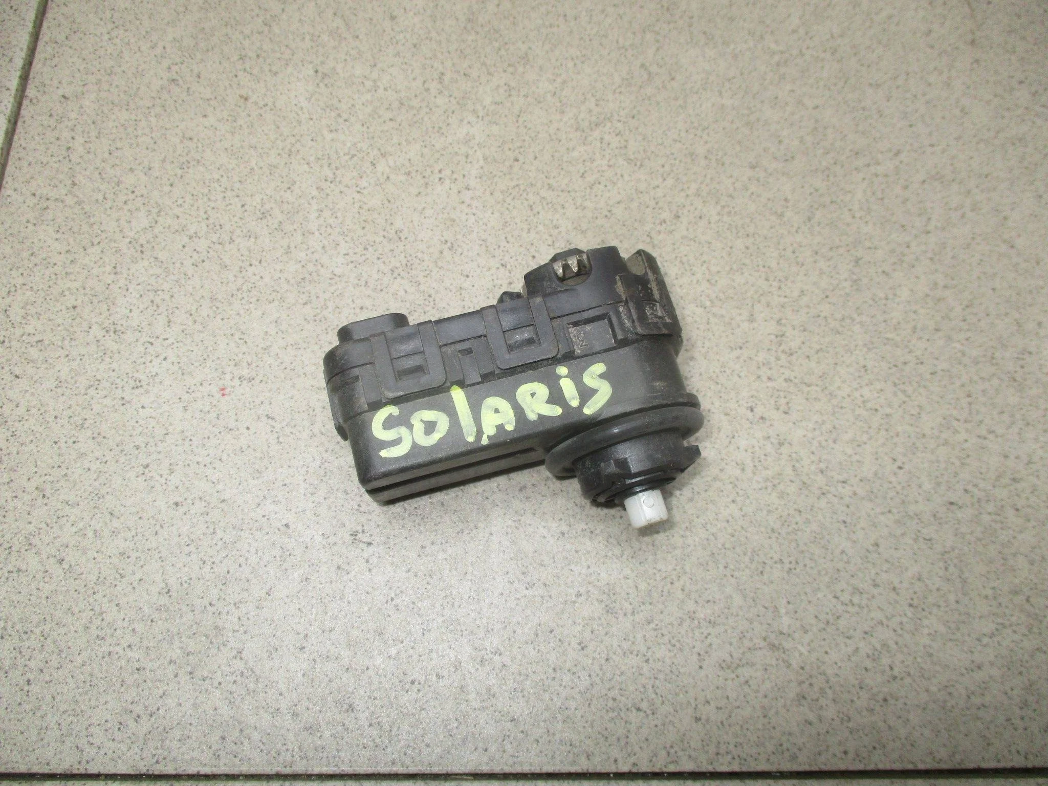 Моторчик корректора фары Hyundai Solaris I 2010-2017