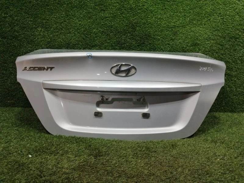 Крышка багажника HYUNDAI SOLARIS RB 2010-2017