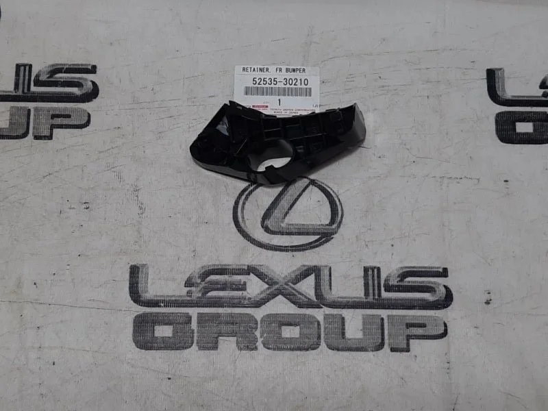Кронштейн бампера передний правый Lexus Gs300