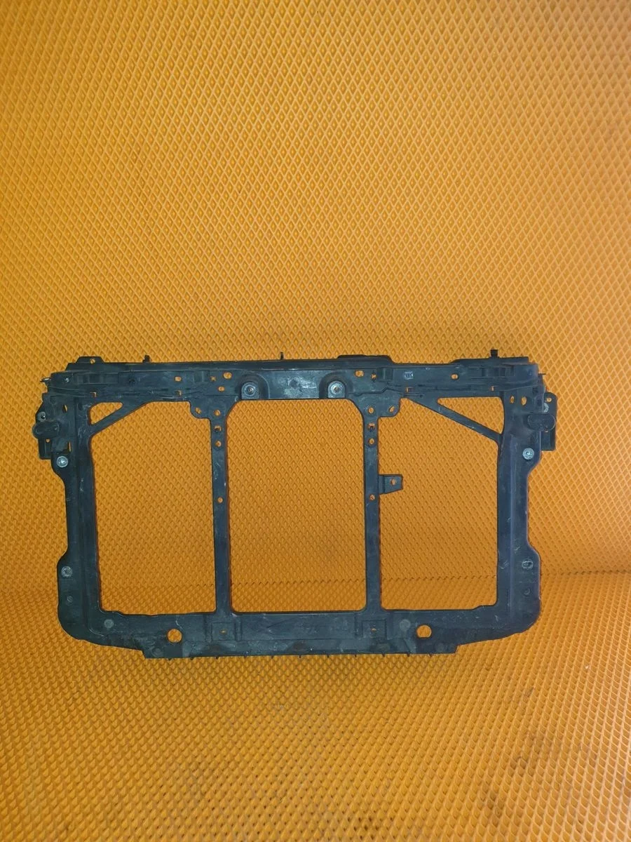 Рамка радиатора / панель передняя Mazda 3 BM 6 GJ