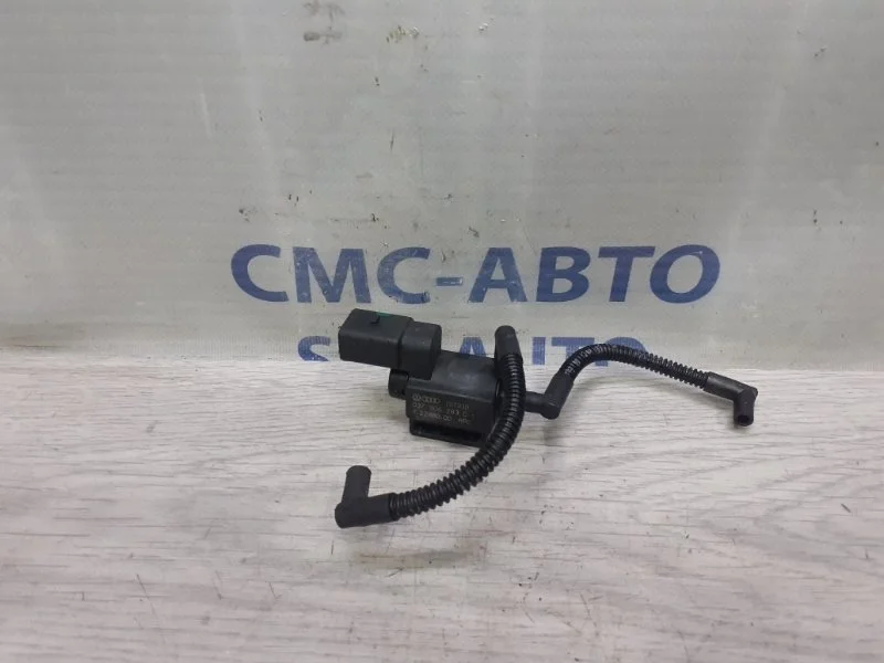 Клапан системы охлаждения ДВС Audi A8 2011 037906283C D4 4.2 CDR