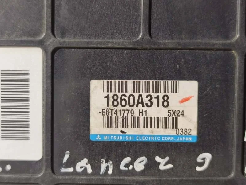 Блок управления двигателем Mitsubishi Lancer 9 2005 1.6(4G18) 1860A318