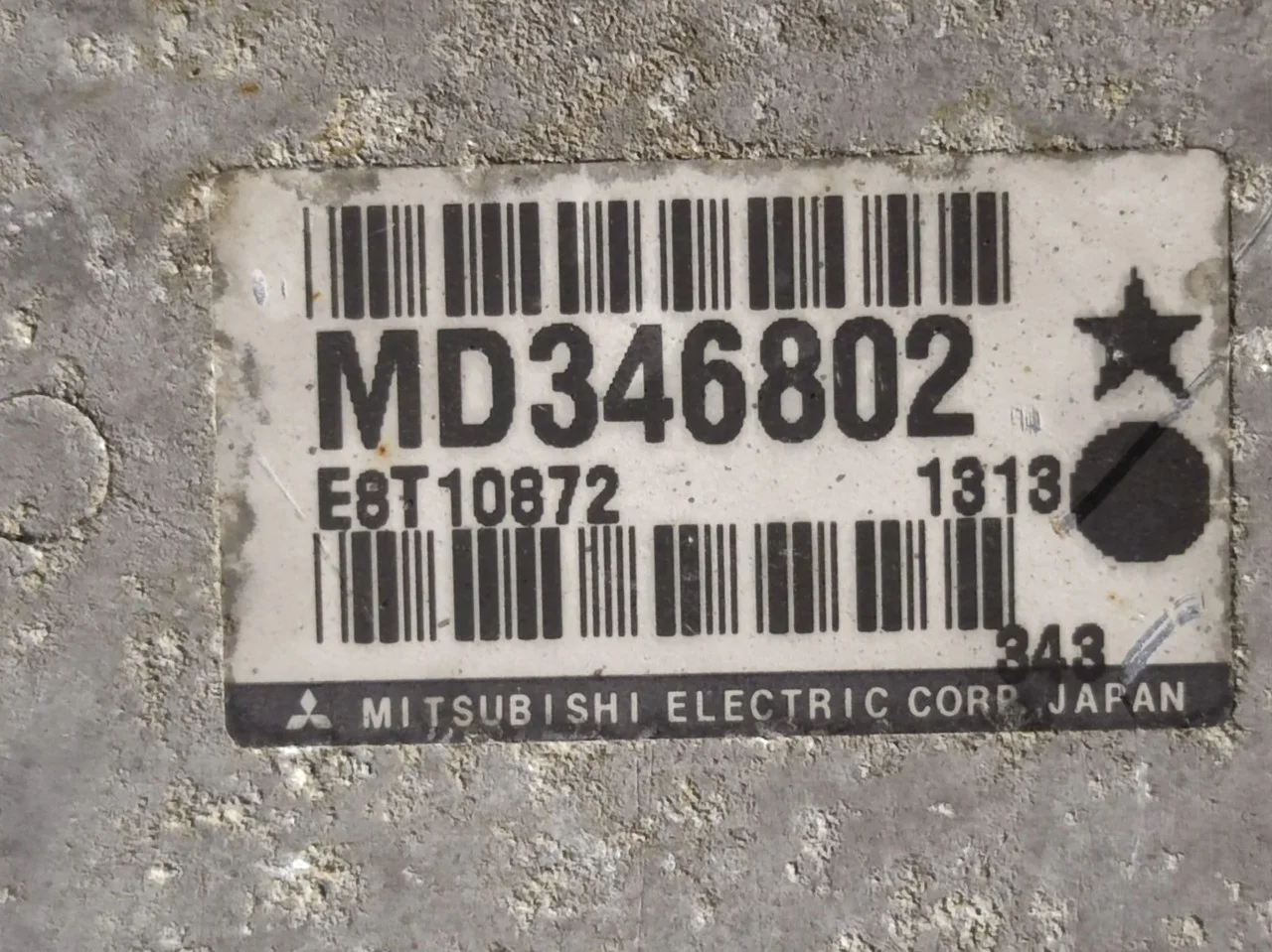 Блок управления форсунками Mitsubishi Pajero III MD346802