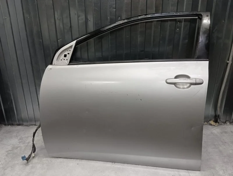 Дверь передняя левая Toyota Corolla E150