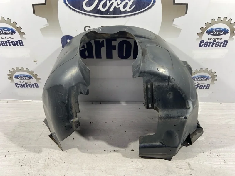 Подкрылок передний левый Ford Focus 3 (11-14)