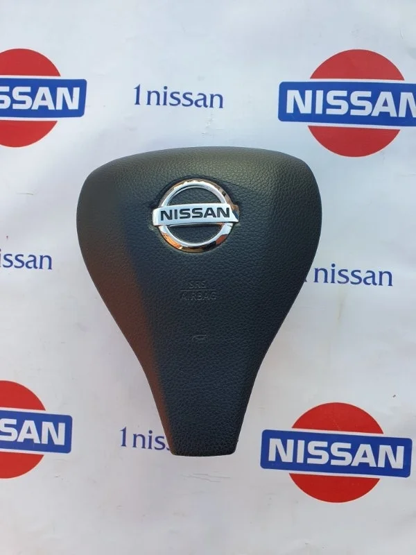 Подушка безопасности в руль Nissan Qashqai 2014 985104EA1A J11 R9M, передняя