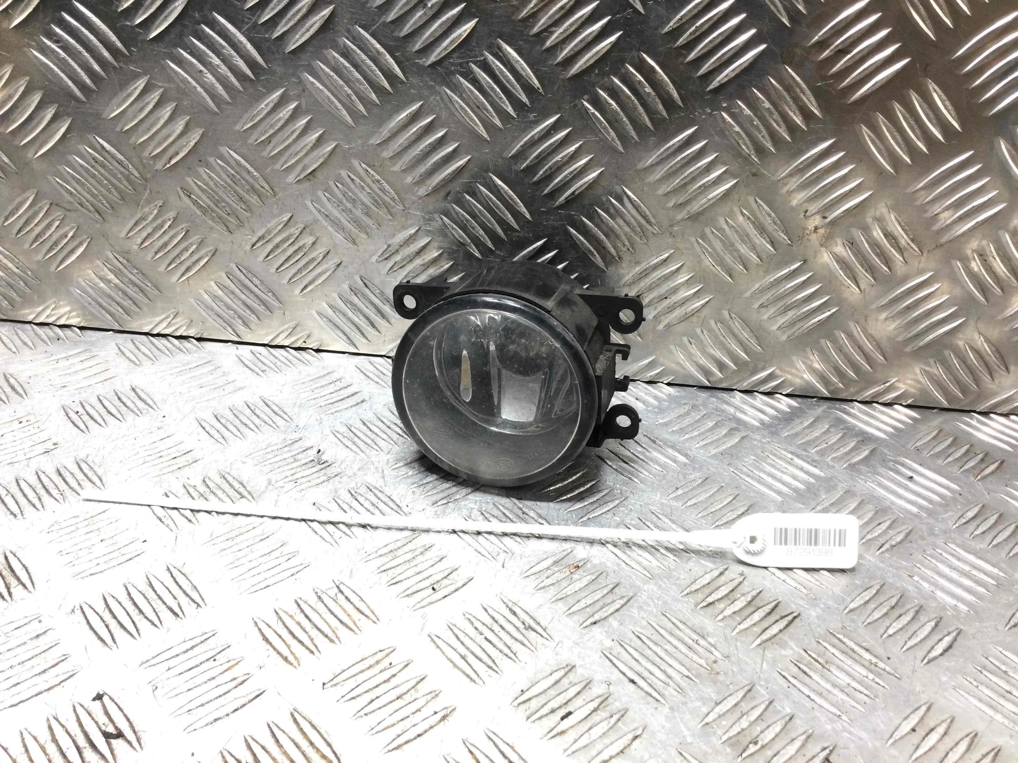 Фара противотуманная правая Renault Scenic Scenic II (JM) 2003 - 2009 дизель 1.9 TDI Механика Минивэн