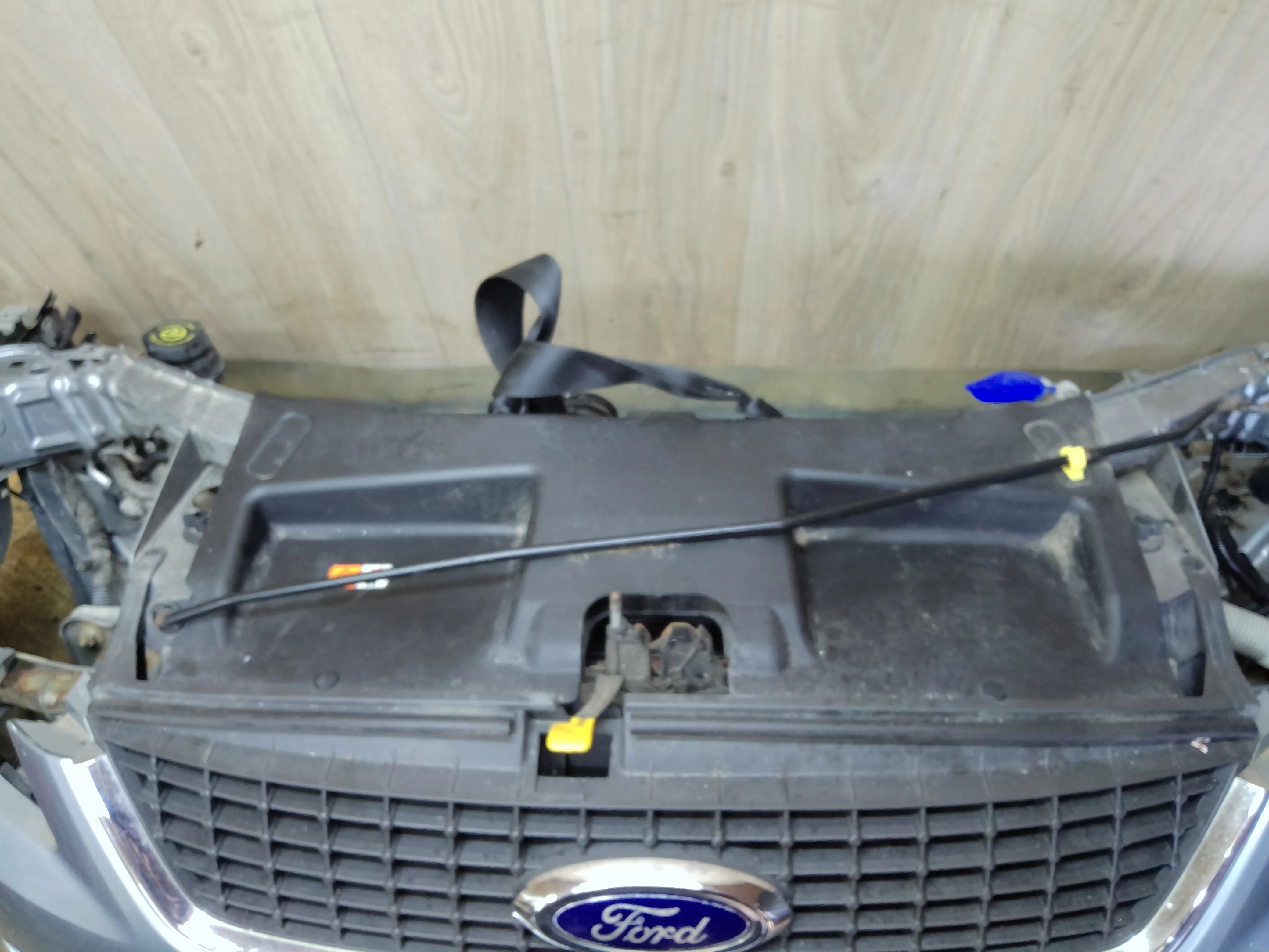 Кожух замка капота Ford Mondeo IV 2007-2015