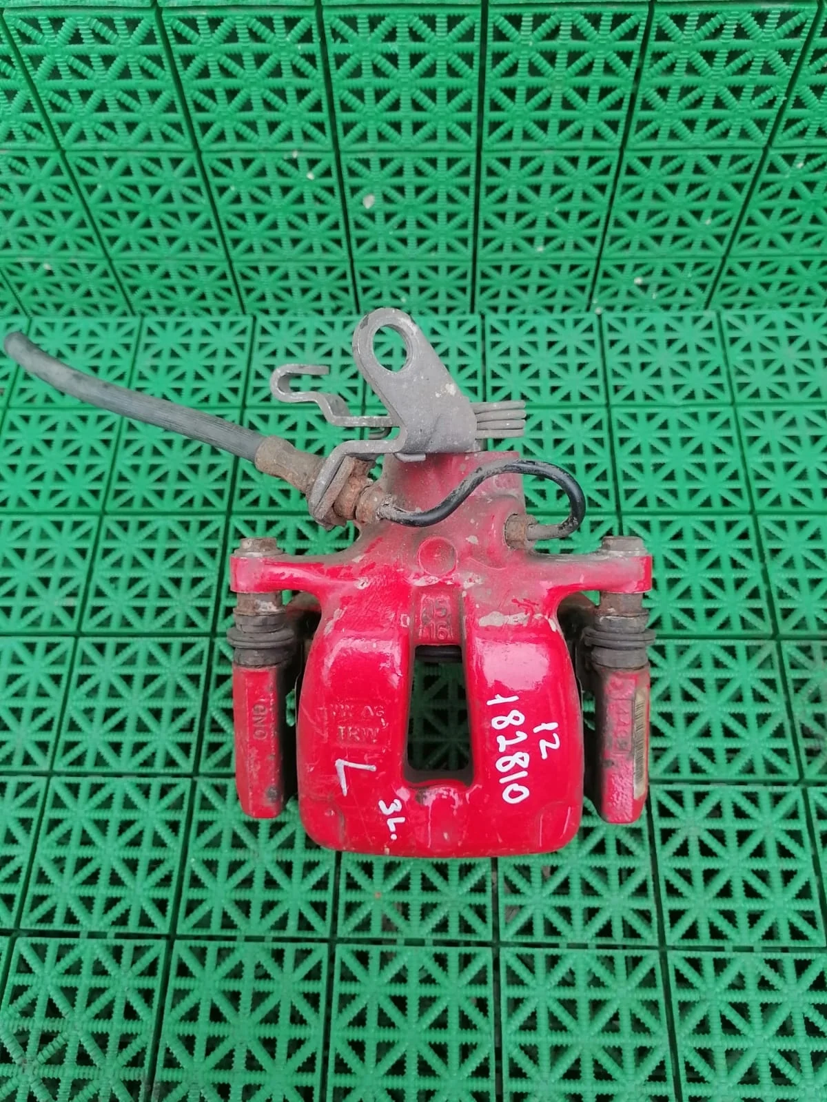 Суппорт тормозной AUDI A3, SKODA OCTAVIA 1Z, VOLKSWAGEN GOLF 5 2004- задний левый отв (272мм) б/у A3(2004-2013);OCTAVIA 1Z(2004-2012);GOLF 5(2004-2009);GOLF 5+(2005-2014);JETTA 5(2005-2009)