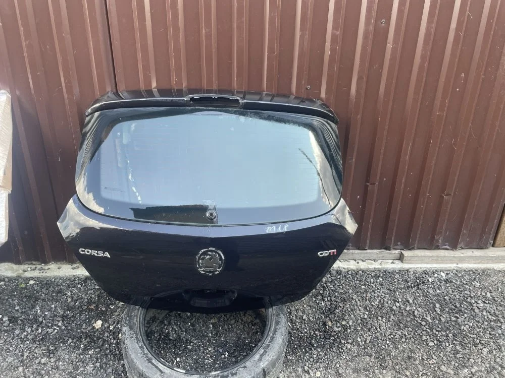 крышка багажника opel corsa D 3D