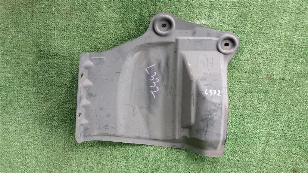 Б.у. пыльник двигателя NISSAN TEANA L33 NISSAN TEANA L33