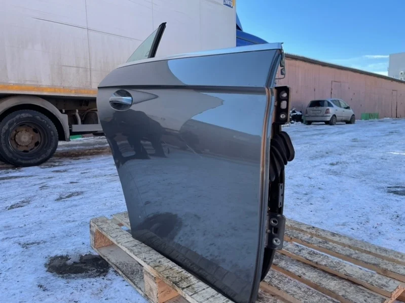 Дверь задняя правая Mercedes Cls-Class W219