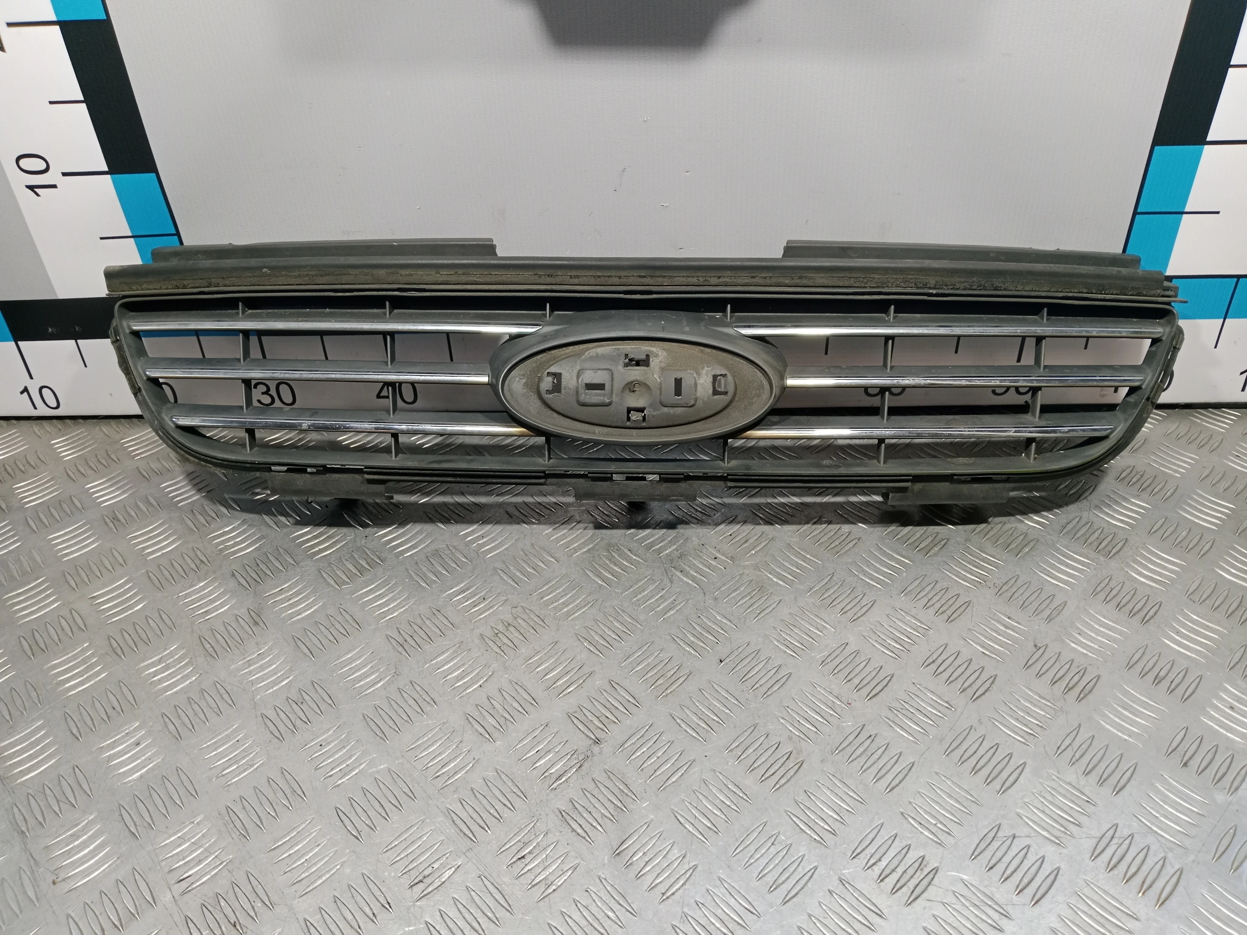 [Б/У] Решетка радиатора Ford Galaxy 2006-2015