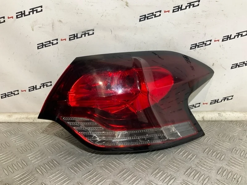 Фонарь Citroen Ds4 2014 9687336580 1, правый