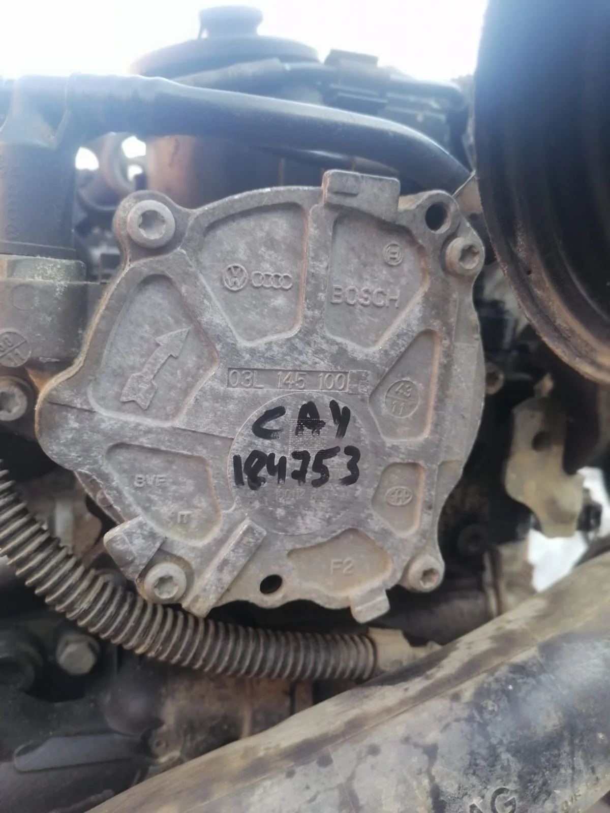 Тандемный насос вакуумный AUDI A3, SKODA OCTAVIA 1Z, VOLKSWAGEN GOLF 7, PASSAT B7, CADDY 1,6 CAYD 2011- б/у A3(2004-2013);OCTAVIA 1Z(2004-2012);GOLF 6(2009-2013);CADDY(2004-2014);PASSAT B7(2011-2015)