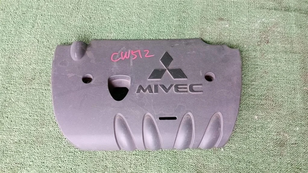 Б.у. крышка двигателя декоративная MITSUBISHI OUTLANDER XL CW5W MITSUBISHI OUTLANDER XL CW5W