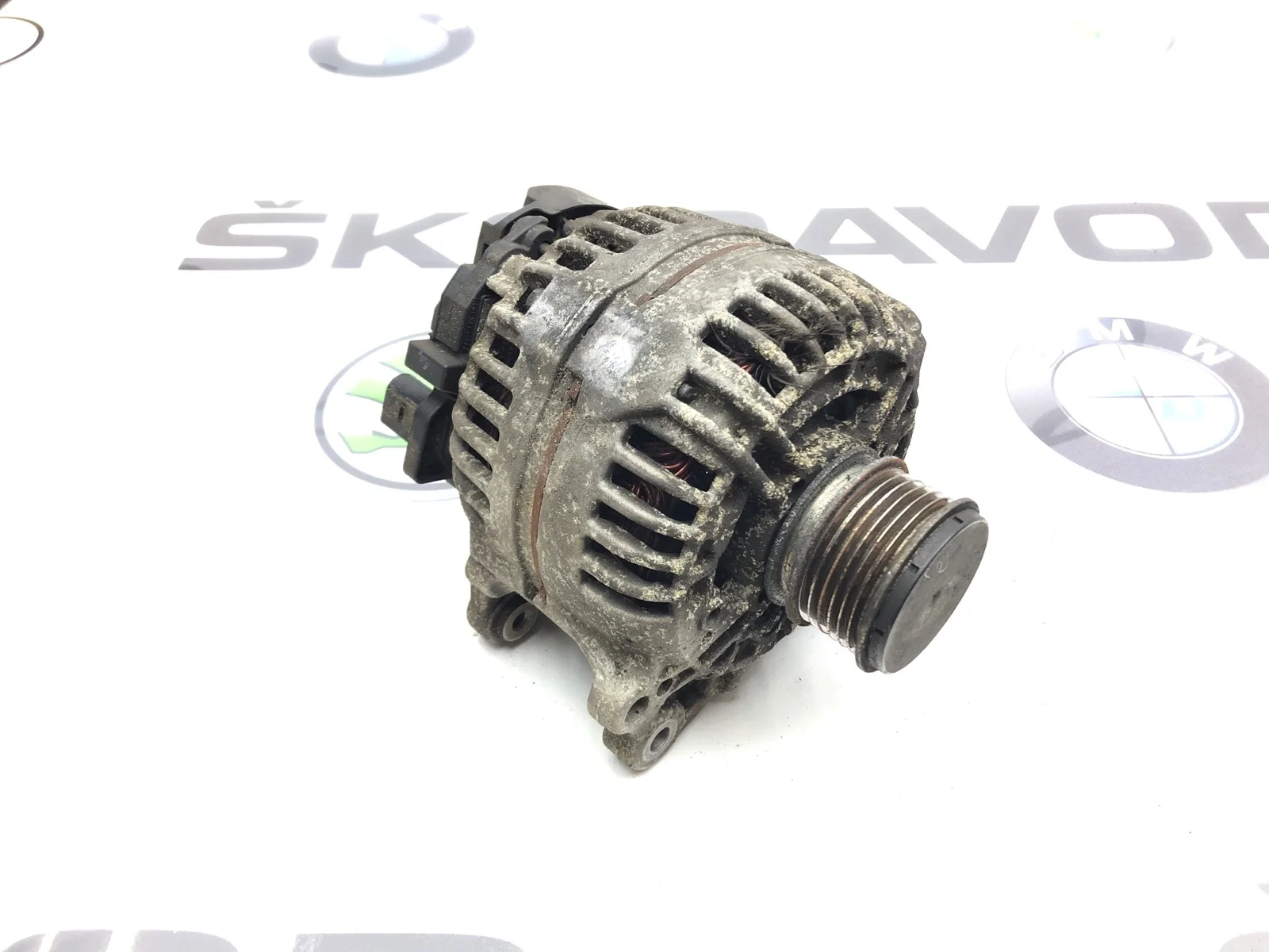 Генератор Skoda Superb 2015 03L903023 2 РЕСТАЙЛИНГ (3T) 2.0 CFFB