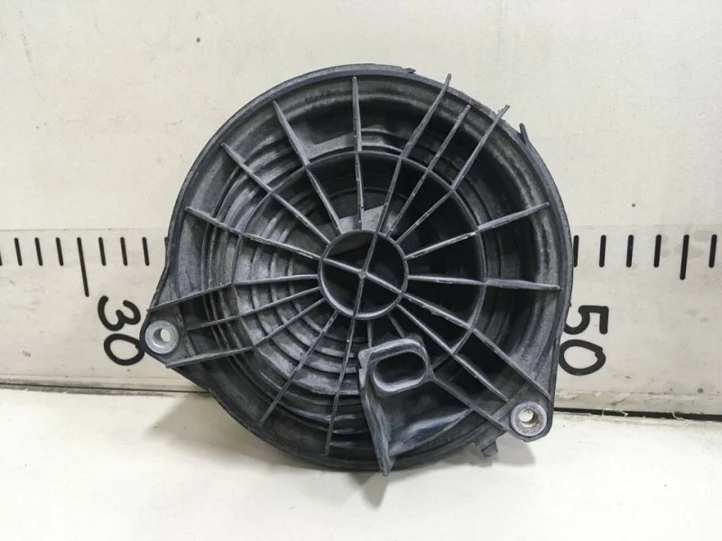 Ручка двери багажника Volkswagen Passat B6