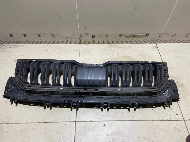 Решетка радиатора Skoda Kodiaq