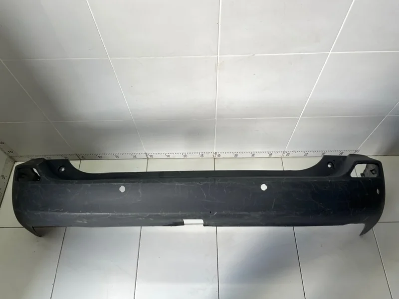 Бампер задний Toyota Rav4 CA40