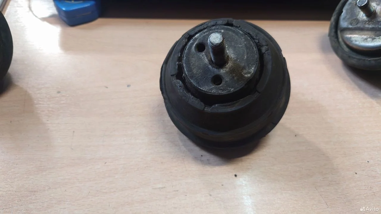 Подушка крепления двигателя бмв е46 м52 м54