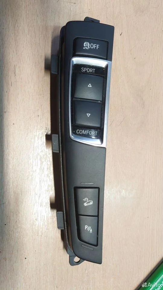 Блок кнопок центральной консоли bmw f10 f25