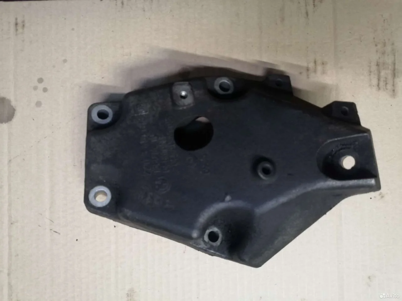 Опора двигателя левая для бмв е83 х3 n47d20