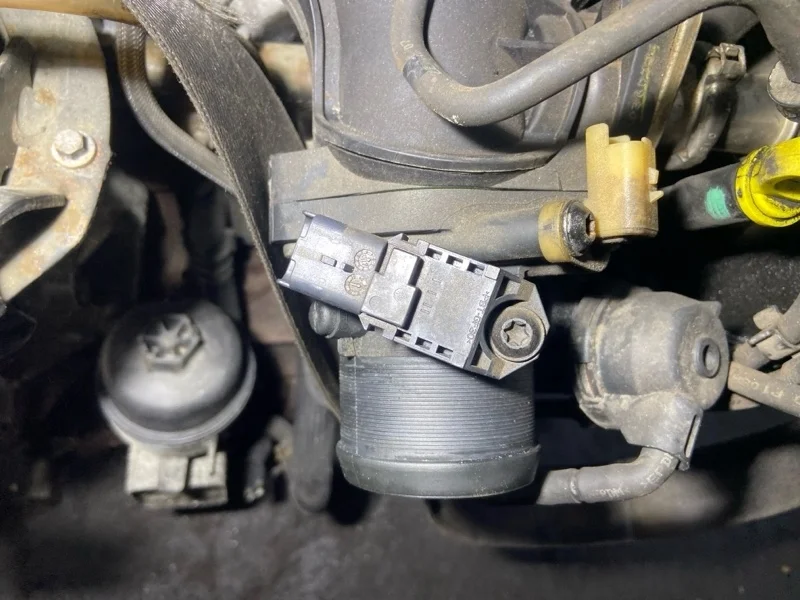 Дроссельная заслонка Ford S-Max (06-15) SAV 2.0L