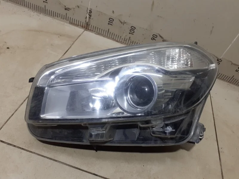 Фара левая Nissan Qashqai J10 После 2009