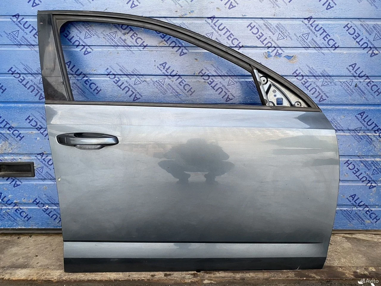 Дверь передняя правая skoda octavia a7 5eu831052a