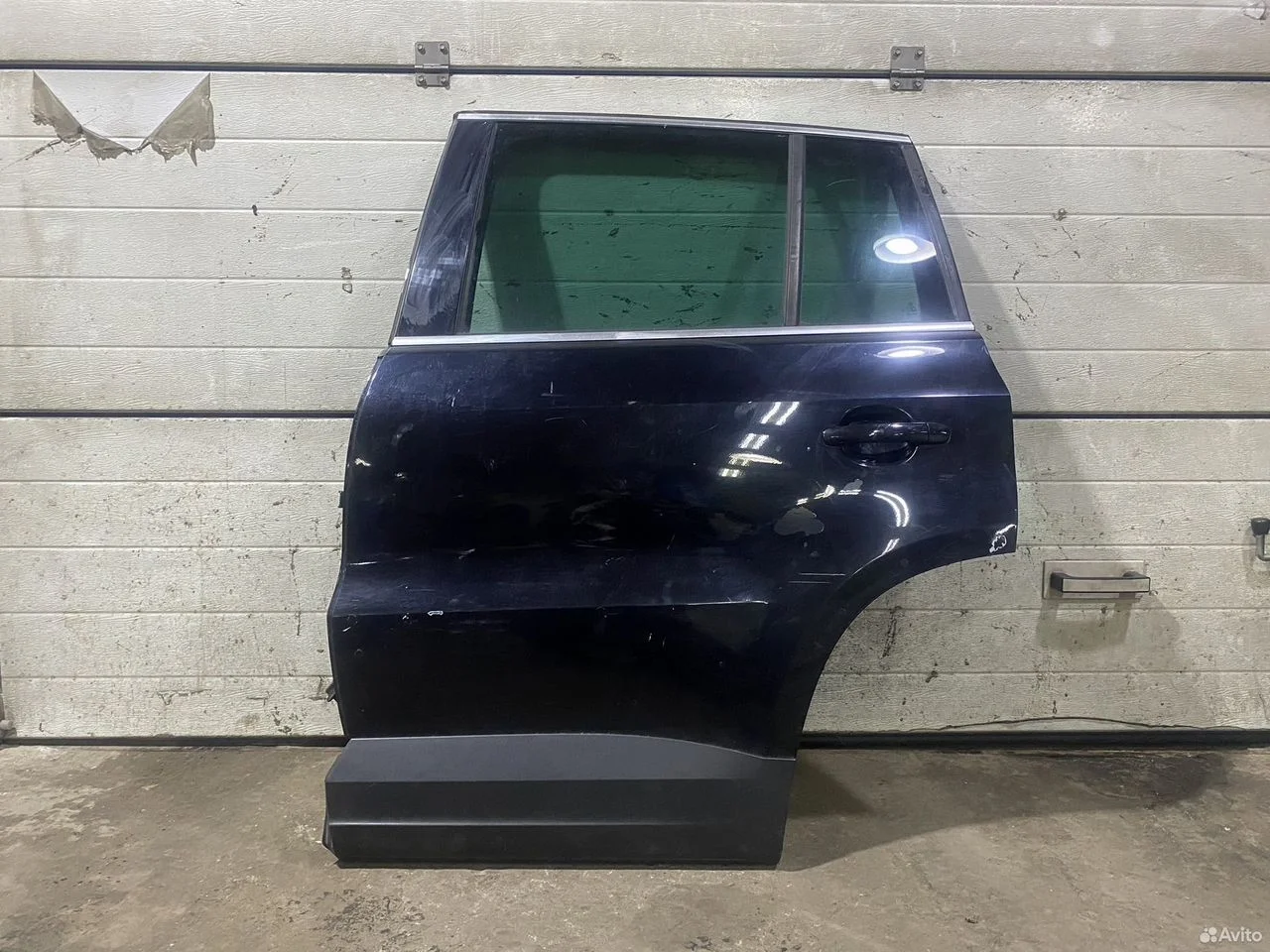Дверь задняя левая volkswagen tiguan 5n0833055a