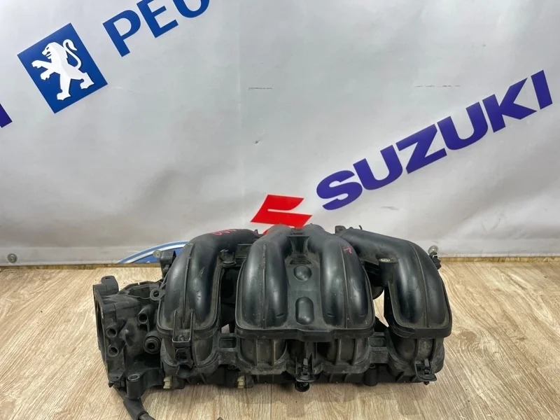 Коллектор впускной FORD FOCUS 2 2007