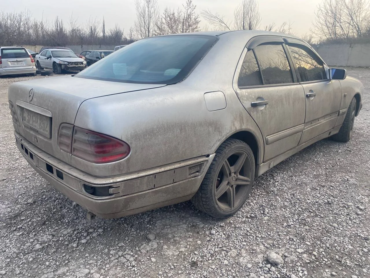 Продажа Mercedes-Benz E class 2.3 (150Hp) (111.970) RWD AT по запчастям
