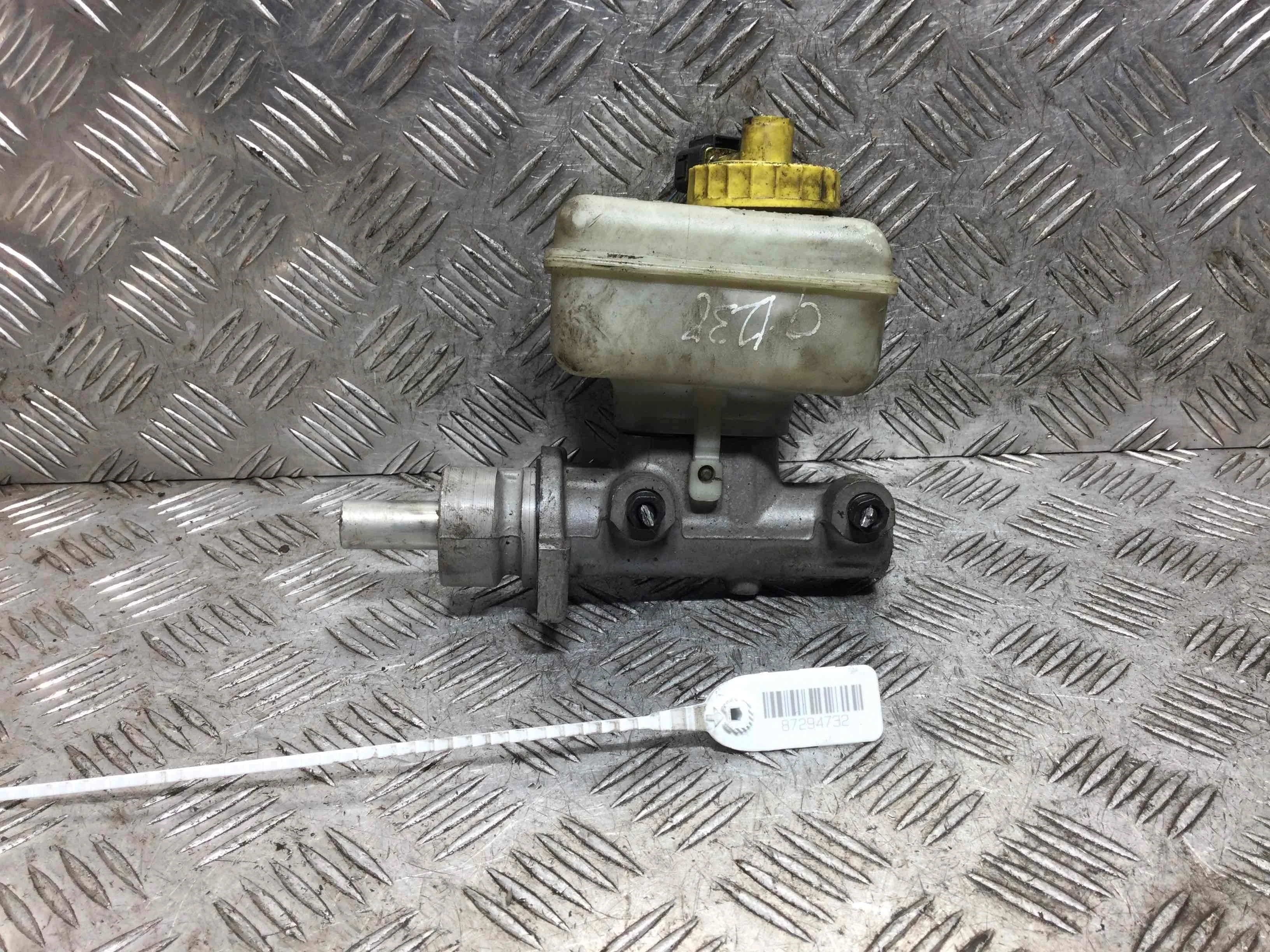 Цилиндр тормозной главный Volkswagen Golf 4 поколение (1997-2004) дизель 1.9 TDI Автомат Х/б