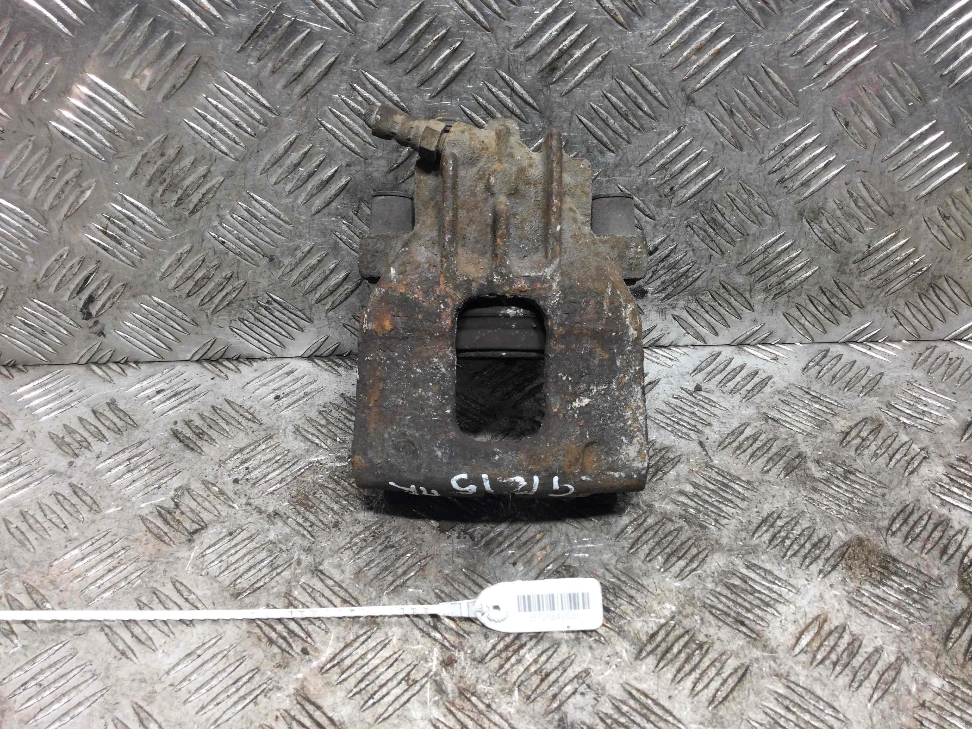 Суппорт передний правый Ford Focus 1 поколение [рестайлинг] (2001-2005) бензин 1.8 i Механика Х/б