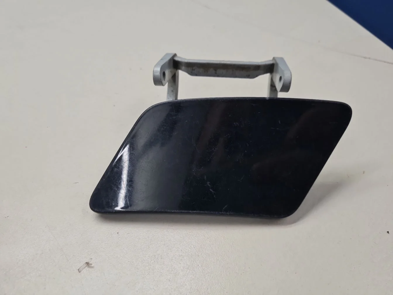 Крышка форсунки омывателя фары правая для Mercedes S-klasse W221 2005-2013