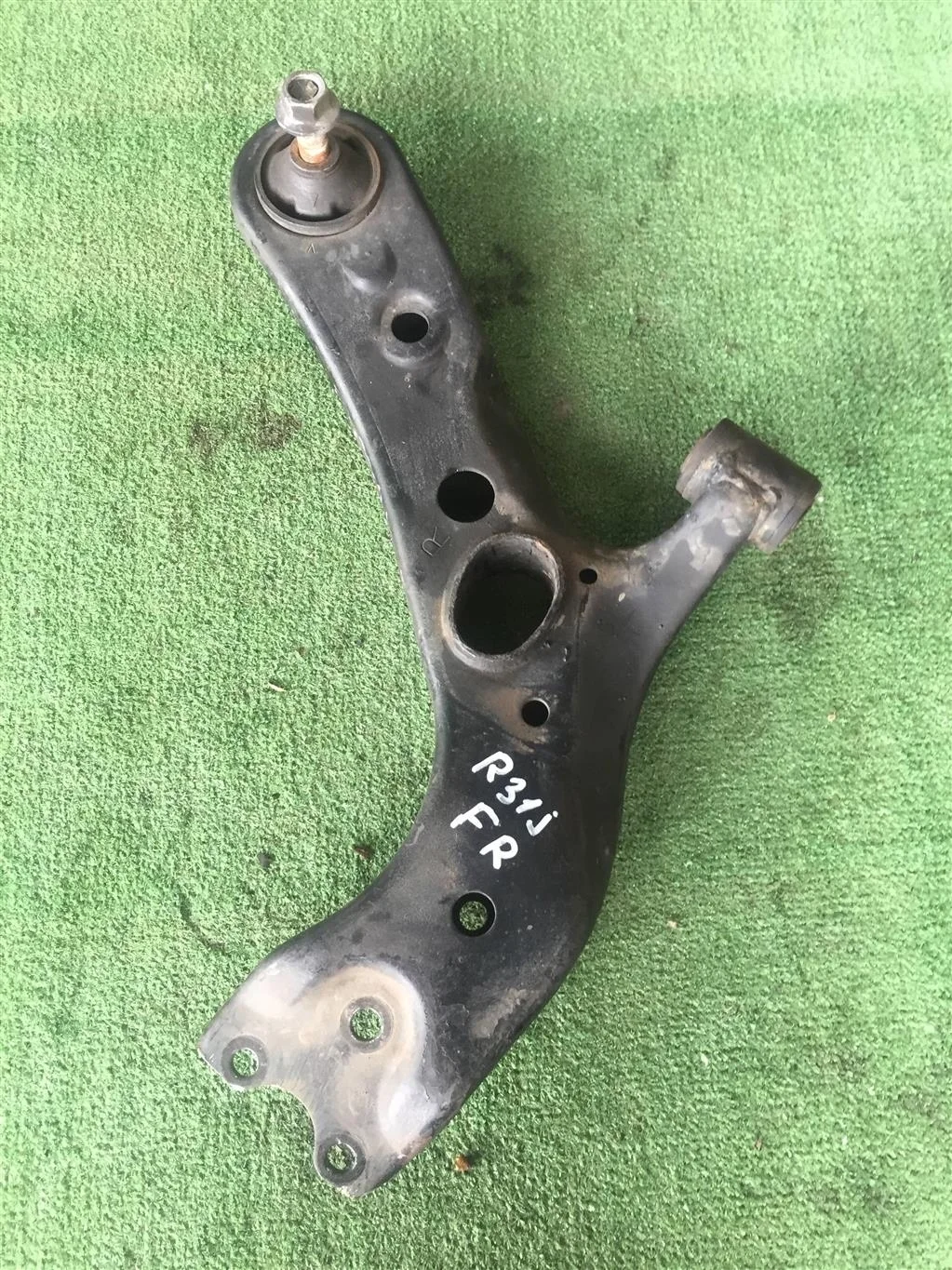 Б.у. рычаг TOYOTA RAV4 ACA30 TOYOTA RAV4 ACA30