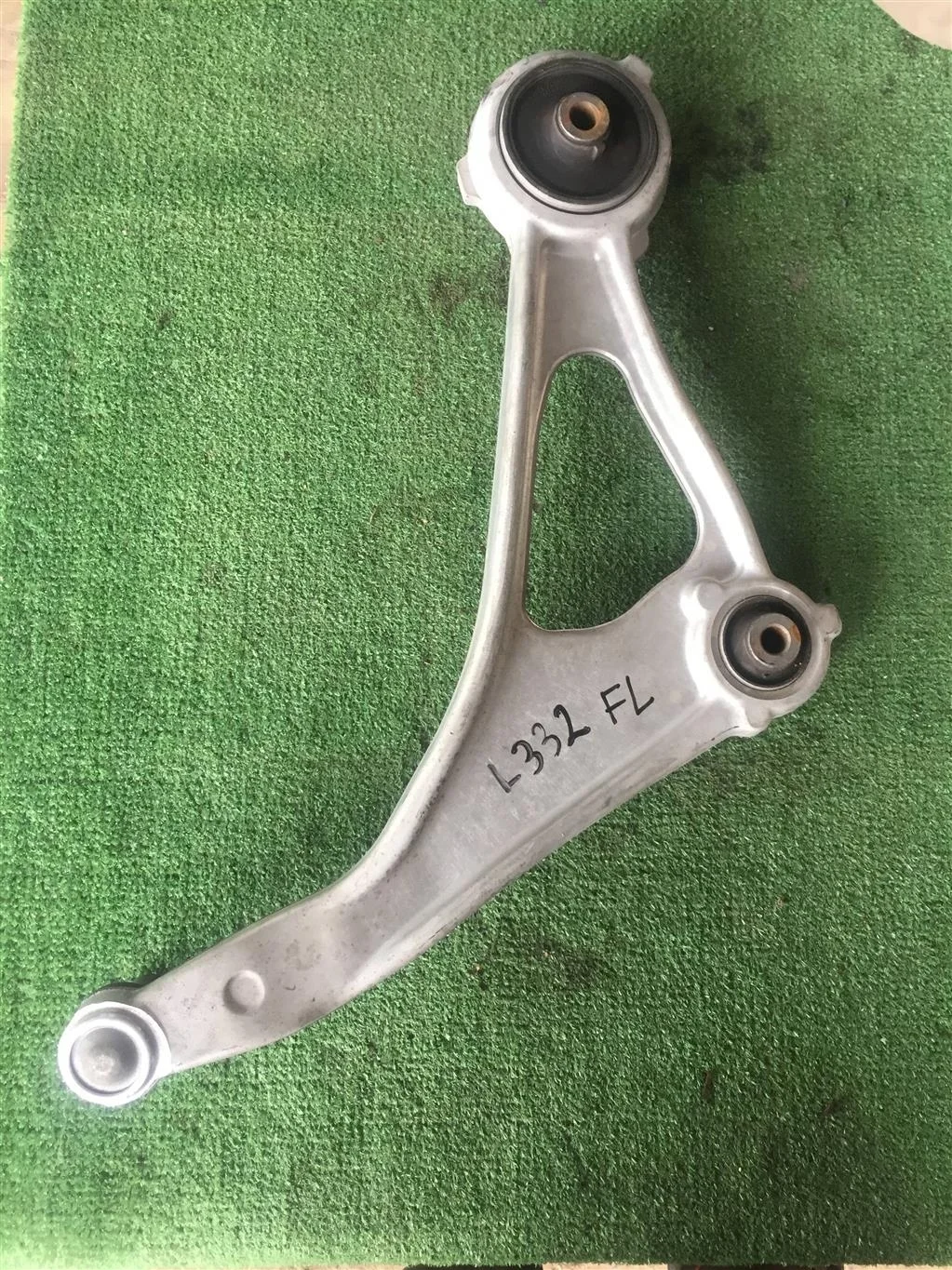 Б.у. рычаг NISSAN TEANA L33 NISSAN TEANA L33