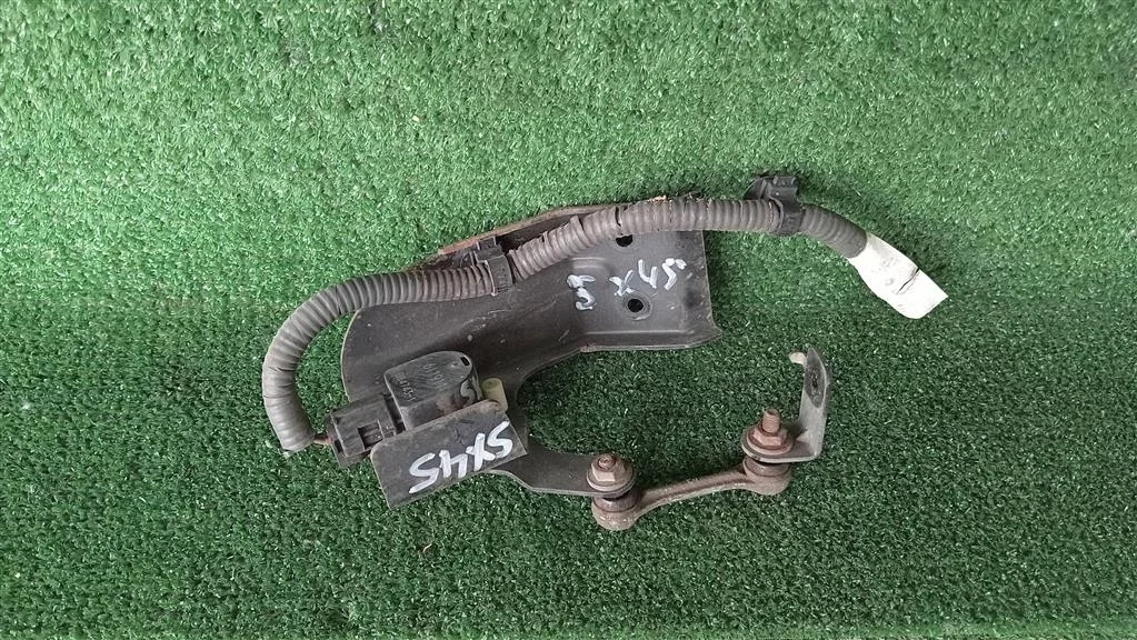 Б.у. датчик дорожного просвета SUZUKI SX4 YA11S SUZUKI SX4 YA11S